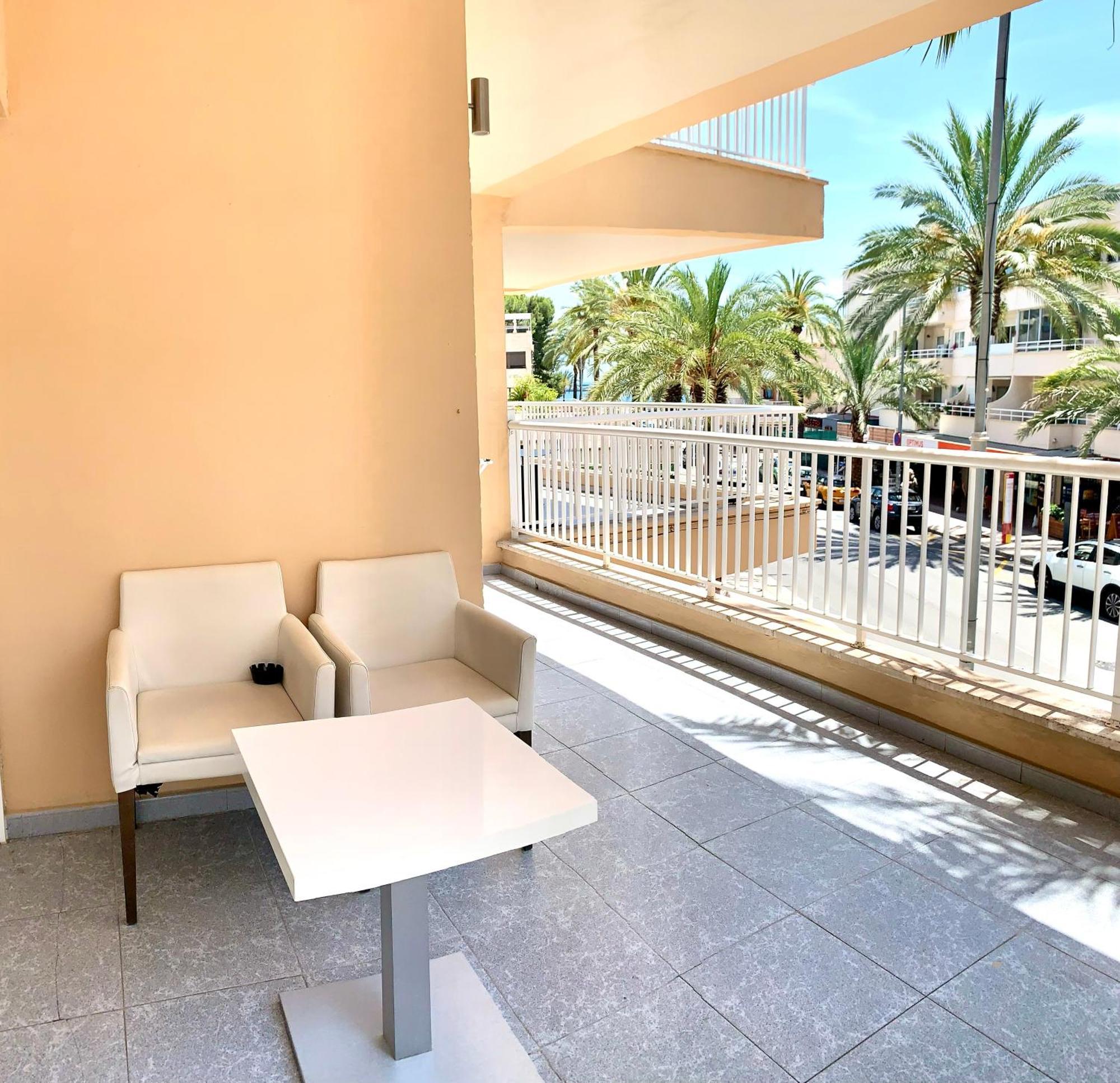 Apartamentos Las Palmeras Palmanova Exterior foto